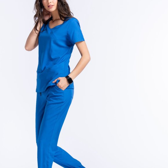 Comfy Master SIERRA Women's 6 Pockets Scrub Jogger - Picture 2 of 16